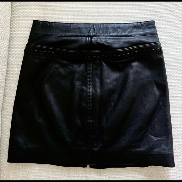 ALLSAINTS Willow Leather Front Zip Mini Skirt - Picture 3 of 7